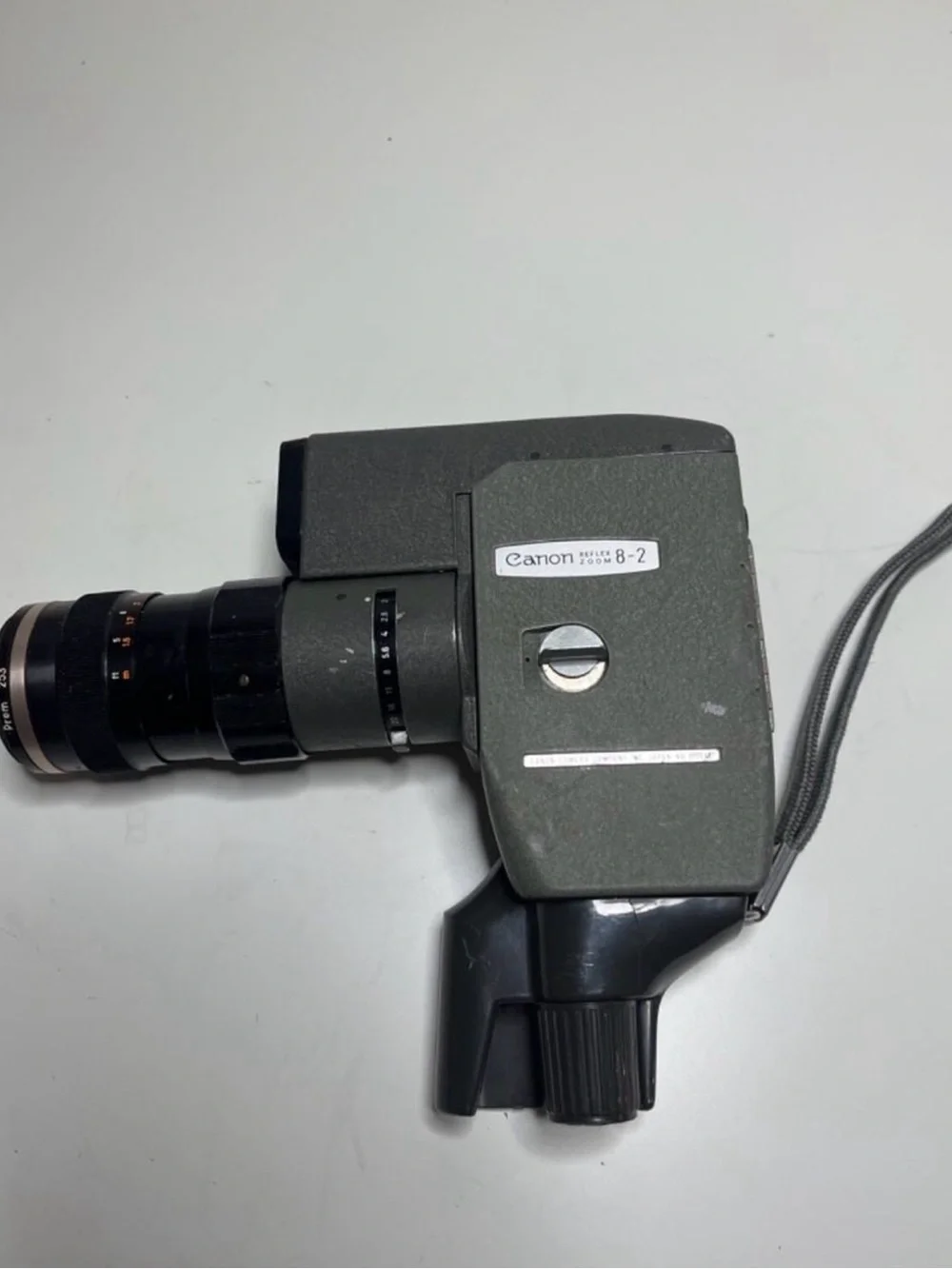 Canon Reflex Zoom 8-2 Super 8 Camera - Black and Gray
